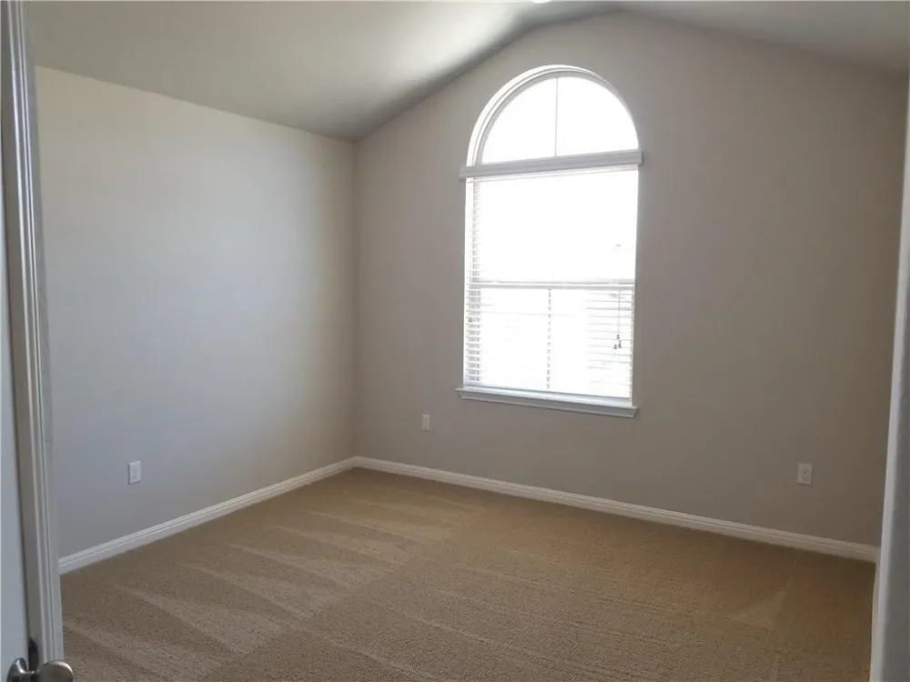 1024 Peregrine Way Leander, TX 78641