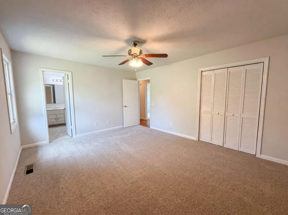 241 Daniel RD Villa Rica, GA 30180