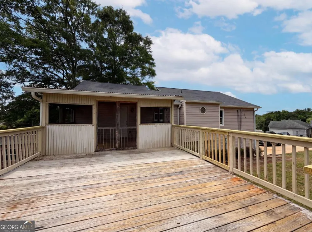 241 Daniel RD Villa Rica, GA 30180