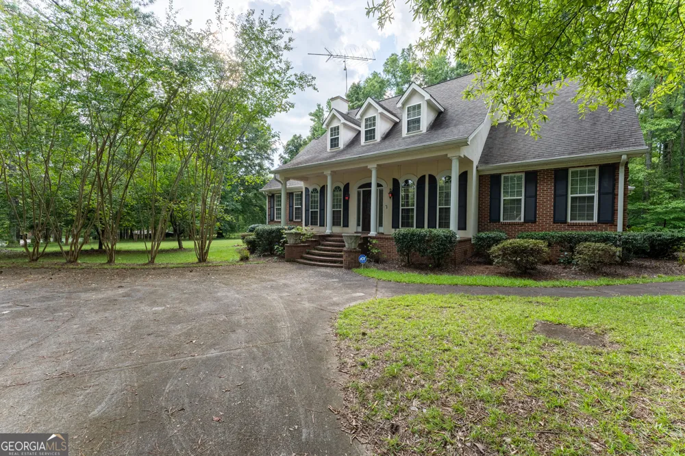 421 Creekside DR Gray, GA 31032