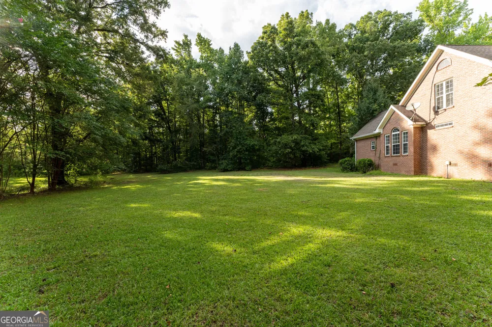 421 Creekside DR Gray, GA 31032