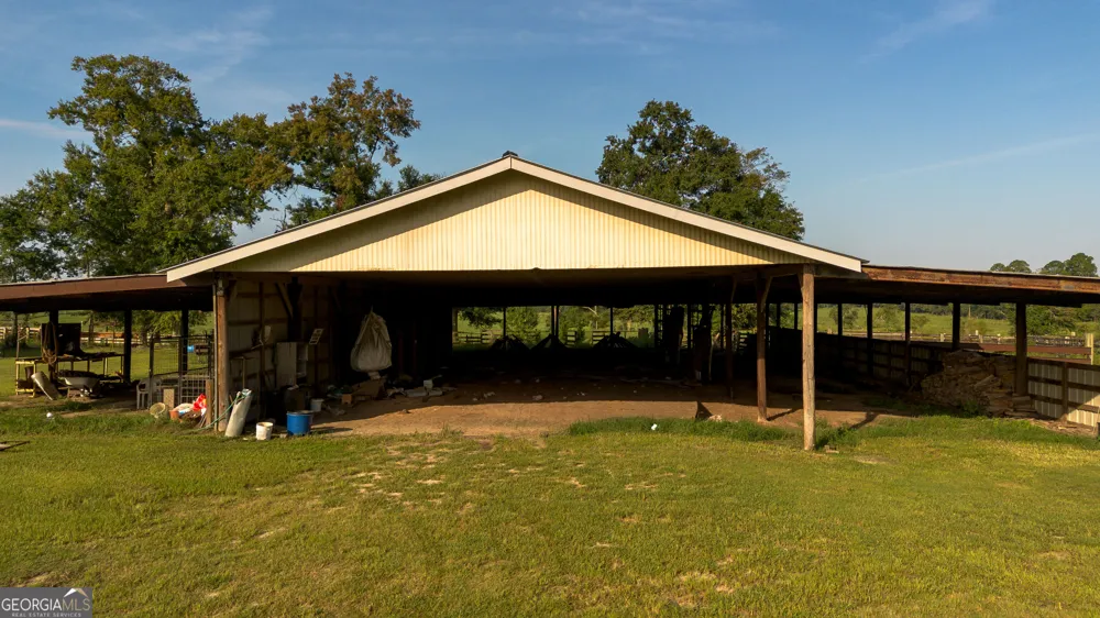 1360 Scarboro Church RD Twin City, GA 30471