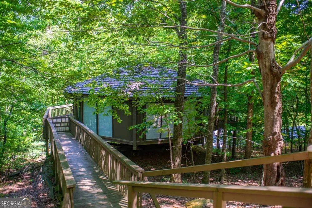 40 Treetopper LN Jasper, GA 30143
