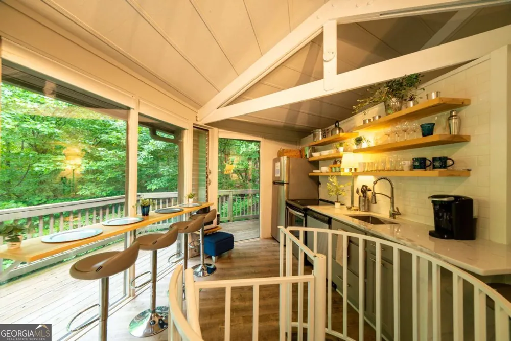 40 Treetopper LN Jasper, GA 30143