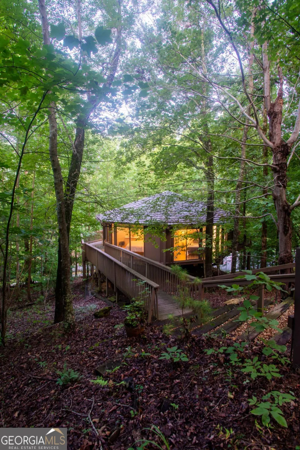 40 Treetopper LN Jasper, GA 30143
