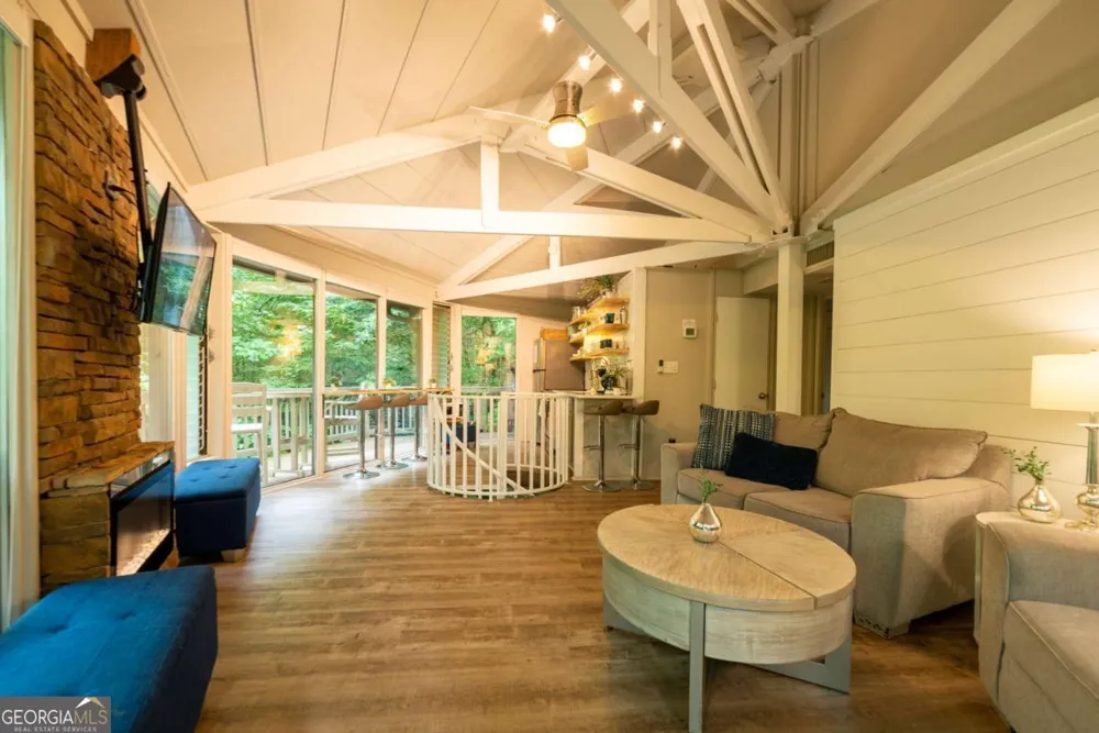 40 Treetopper LN Jasper, GA 30143
