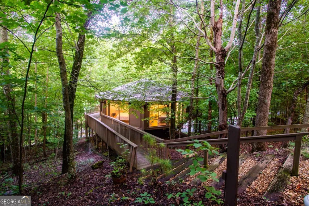 40 Treetopper LN Jasper, GA 30143