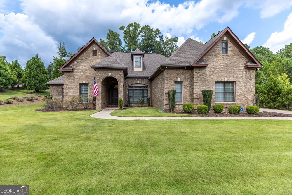 1602 MASON CT Phenix City, AL 36867