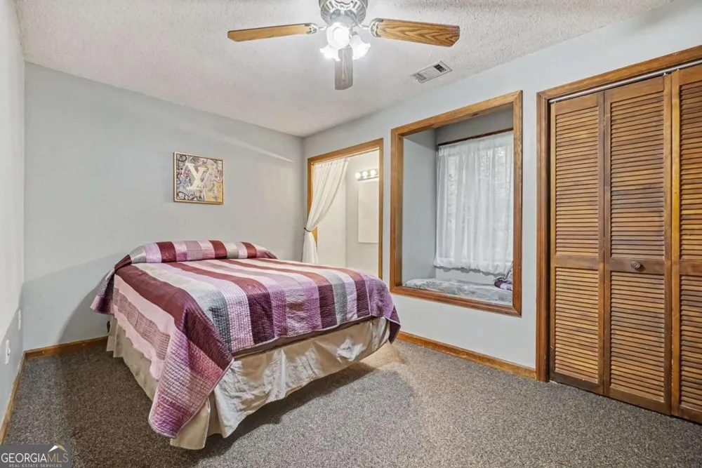 25 Woodall RD SE White, GA 30184