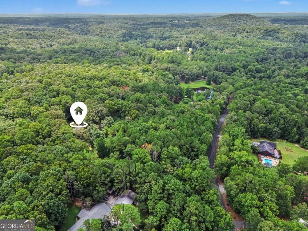 25 Woodall RD SE White, GA 30184