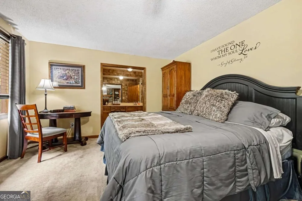25 Woodall RD SE White, GA 30184