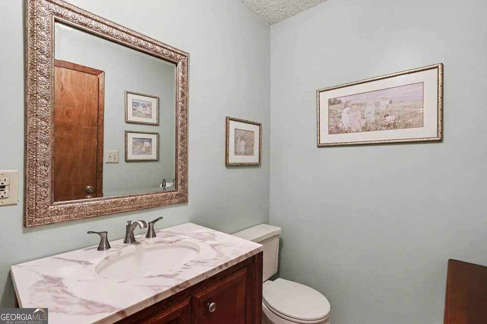 25 Woodall RD SE White, GA 30184