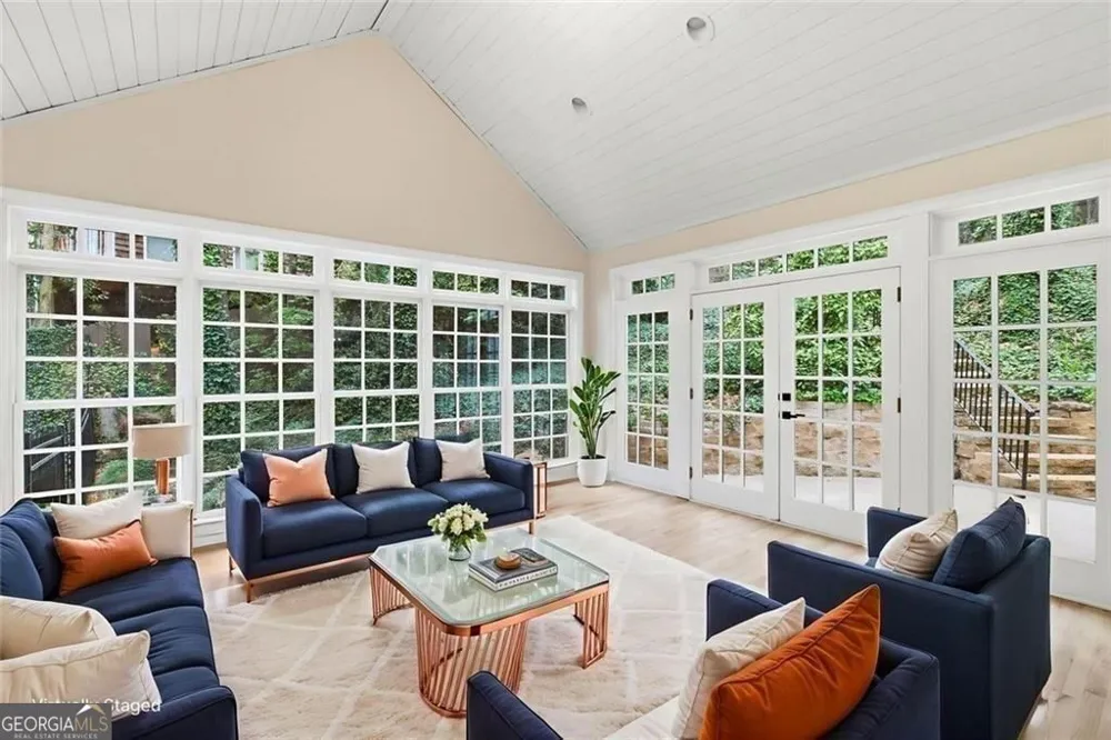 7170 Riverside DR NW Atlanta, GA 30328