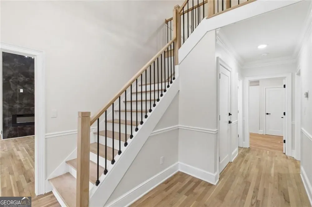 7170 Riverside DR NW Atlanta, GA 30328
