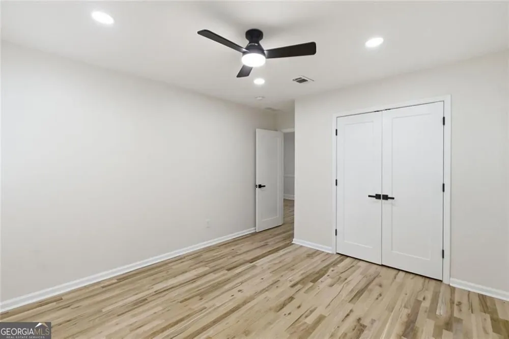 7170 Riverside DR NW Atlanta, GA 30328