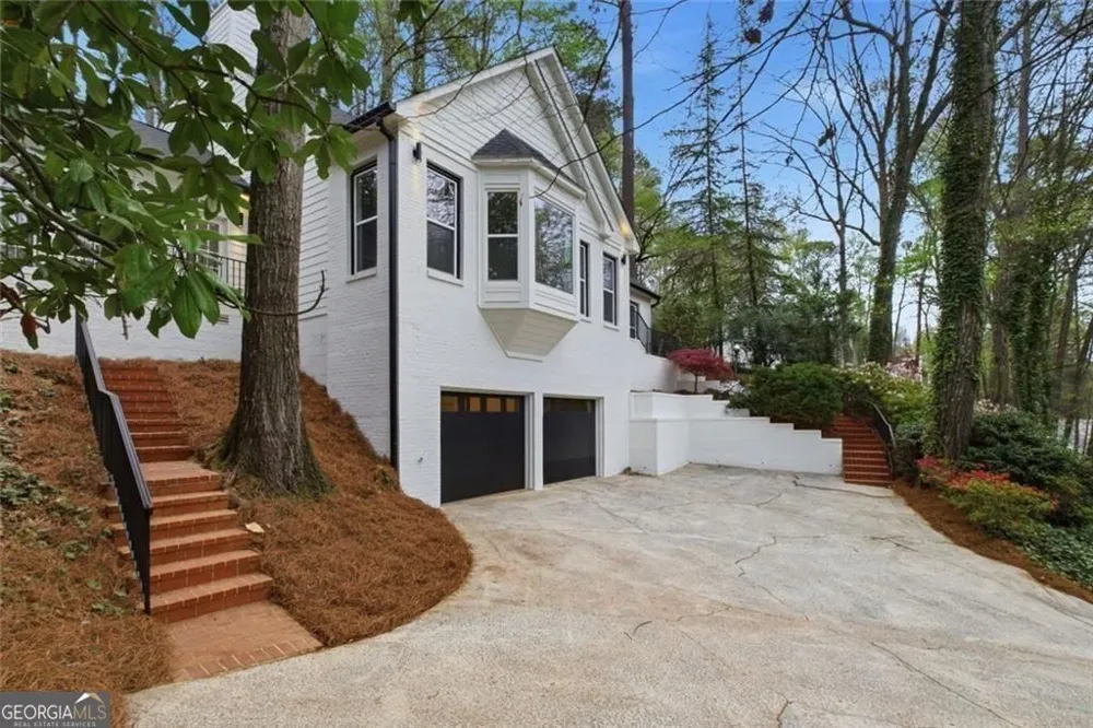 7170 Riverside DR NW Atlanta, GA 30328