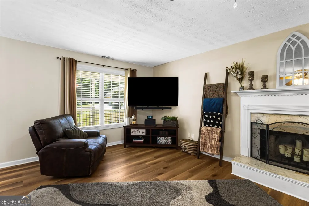 1660 Burnt Oak WAY Dacula, GA 30019