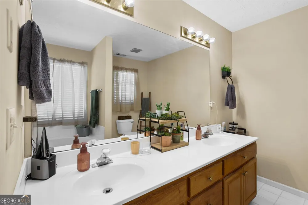 1660 Burnt Oak WAY Dacula, GA 30019