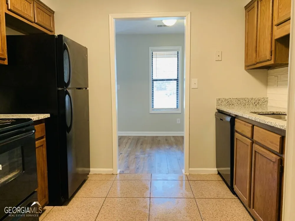 140 Pine TER Palmetto, GA 30268