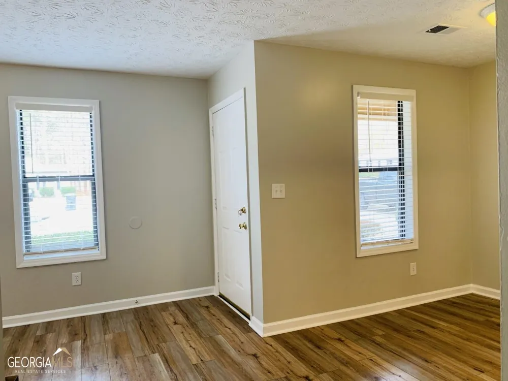 140 Pine TER Palmetto, GA 30268