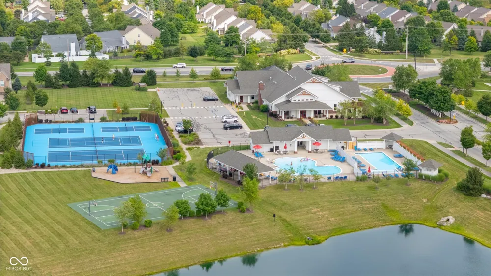 1523 Cloverdon Drive Westfield, IN 46074