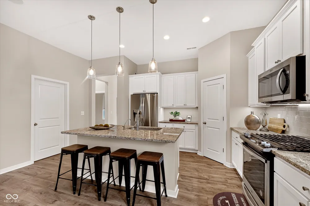 1523 Cloverdon Drive Westfield, IN 46074