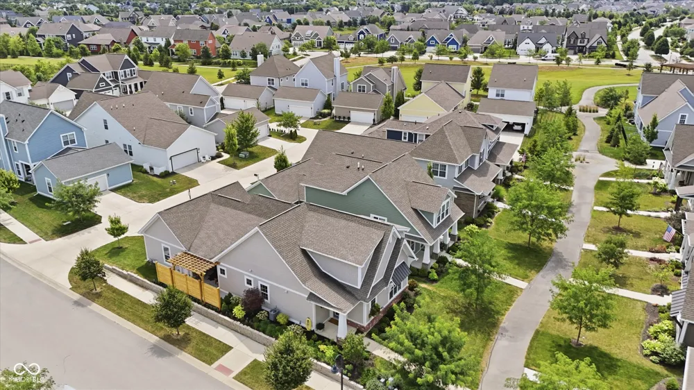 1523 Cloverdon Drive Westfield, IN 46074