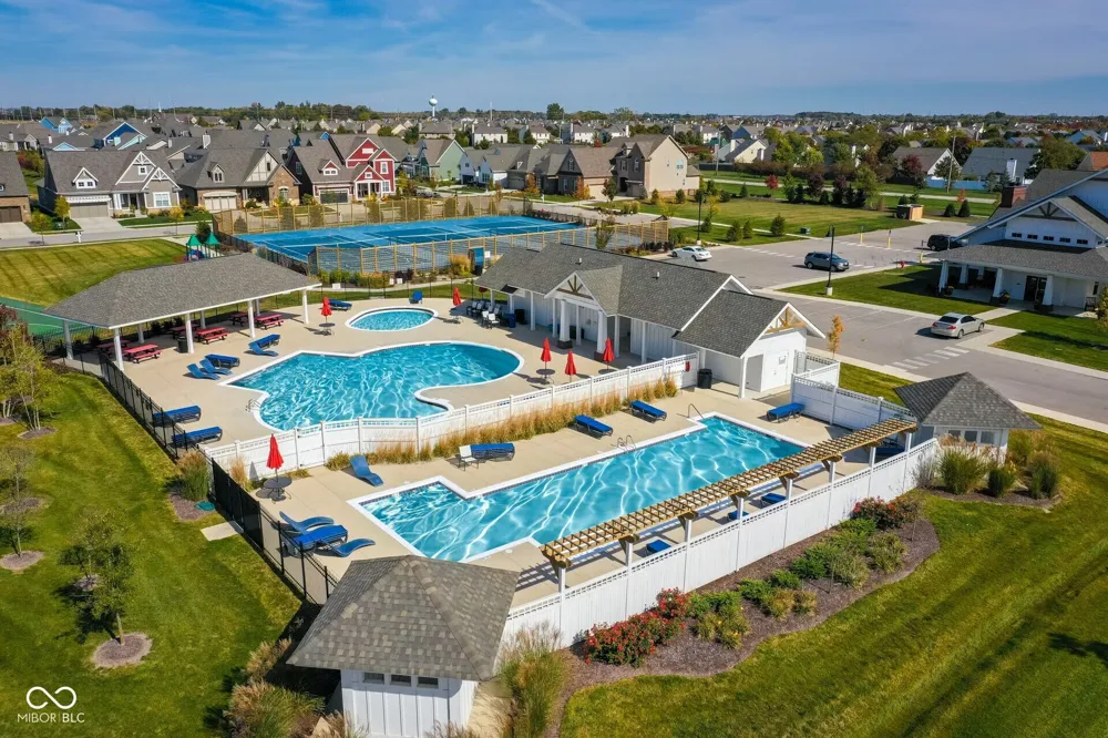 1523 Cloverdon Drive Westfield, IN 46074