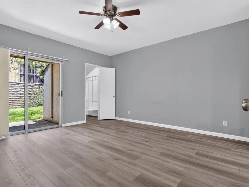 817 Pebble Beach Drive Garland, TX 75043