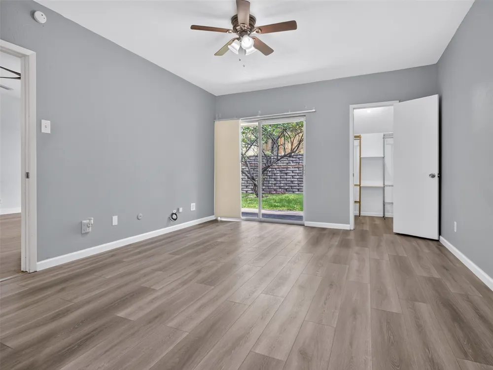 817 Pebble Beach Drive Garland, TX 75043