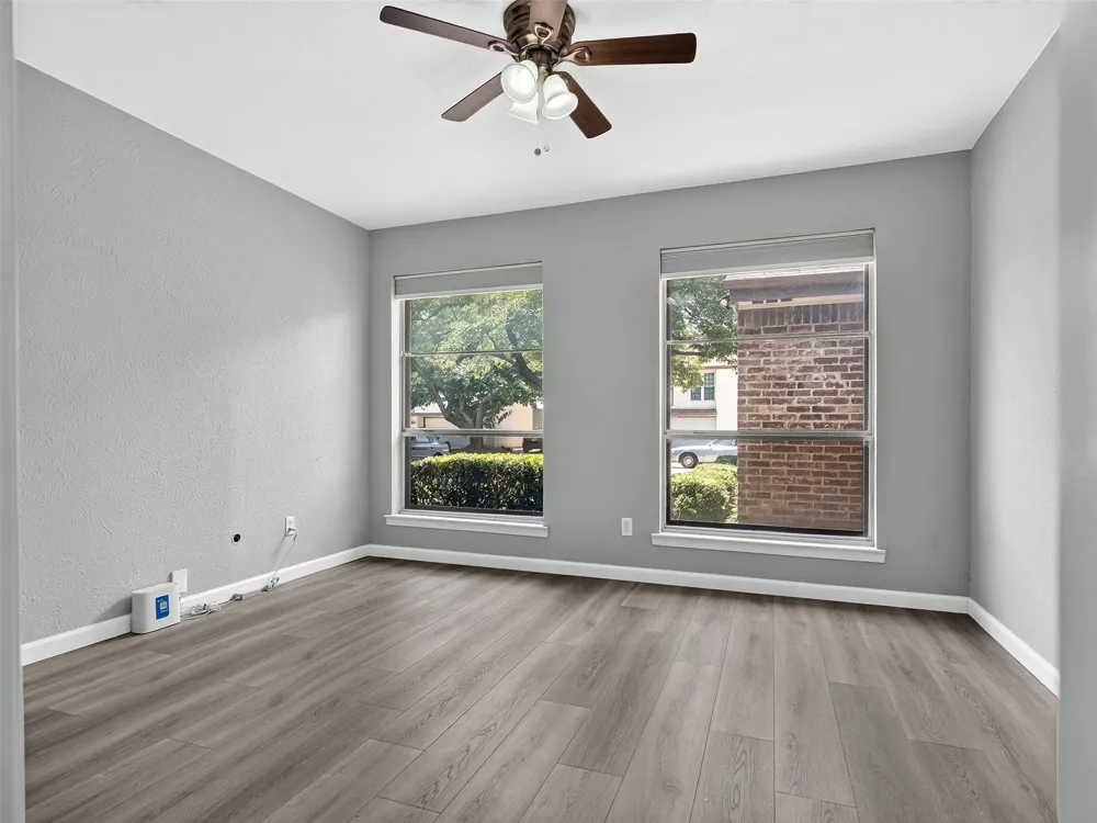 817 Pebble Beach Drive Garland, TX 75043