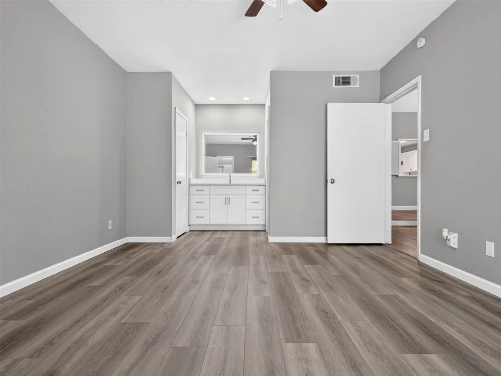 817 Pebble Beach Drive Garland, TX 75043