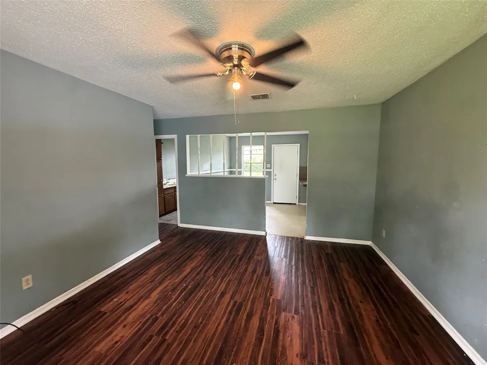 4911 Dahlia Drive Bossier City, LA 71111