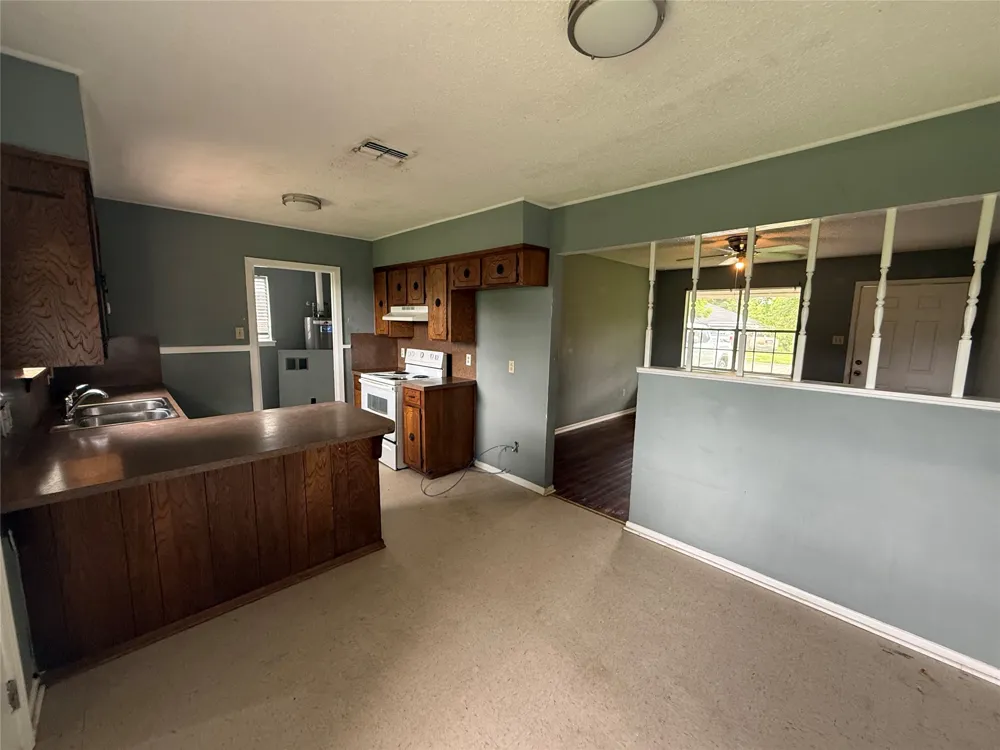 4911 Dahlia Drive Bossier City, LA 71111