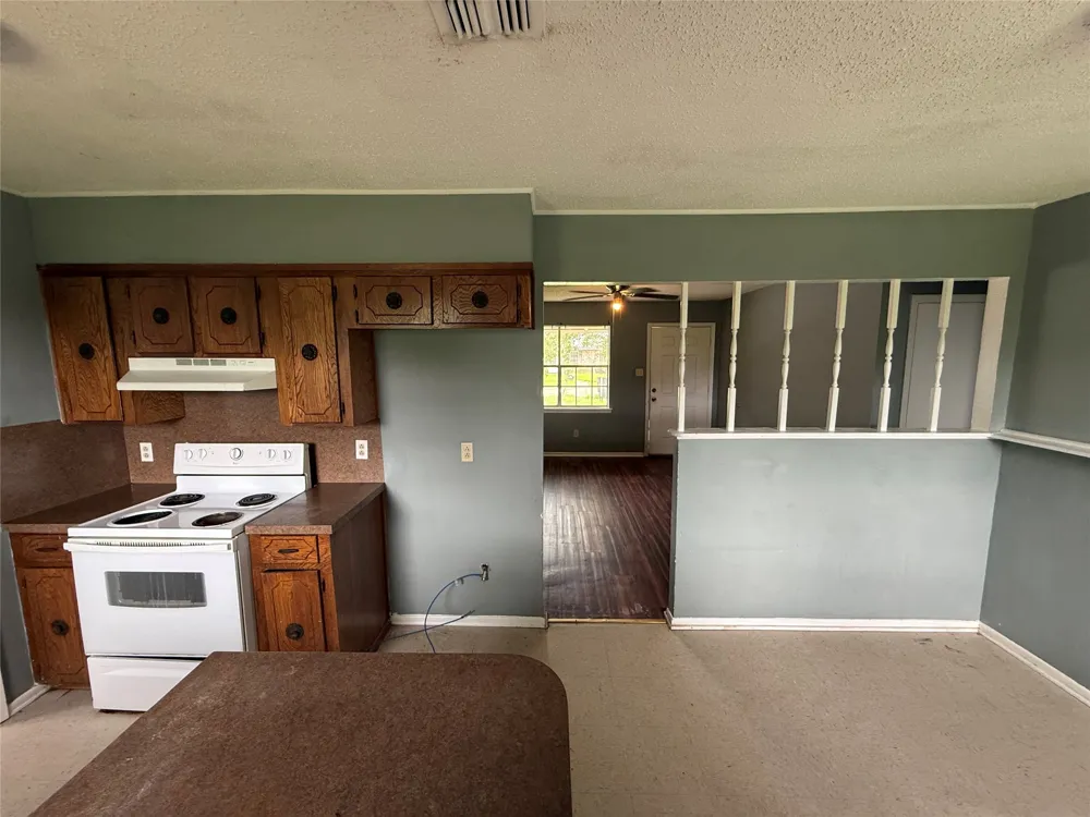 4911 Dahlia Drive Bossier City, LA 71111