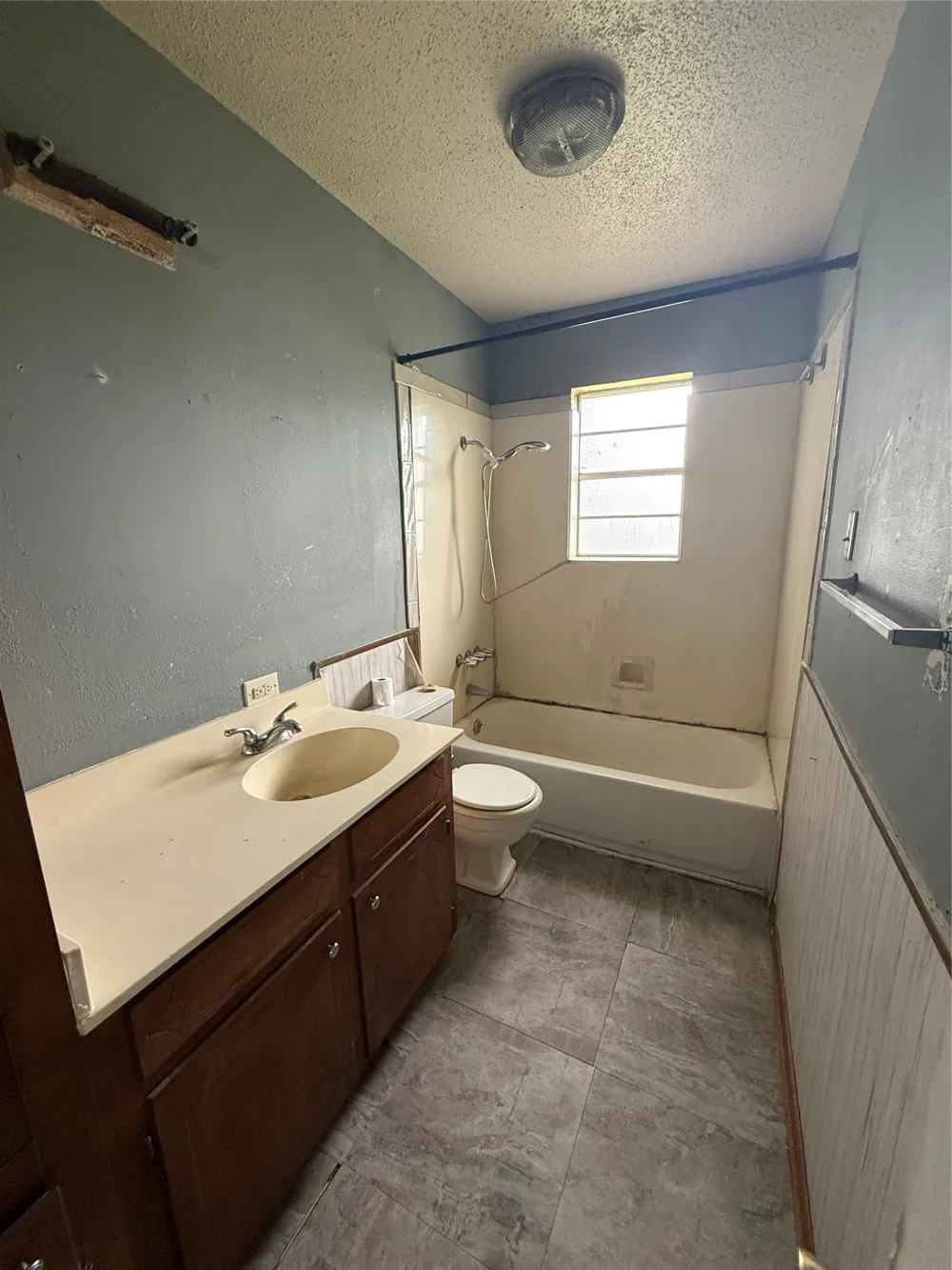 4911 Dahlia Drive Bossier City, LA 71111