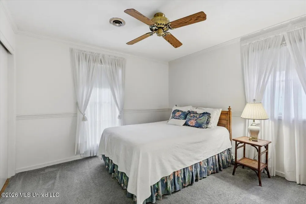 144 Colonial Circle Jackson, MS 39211