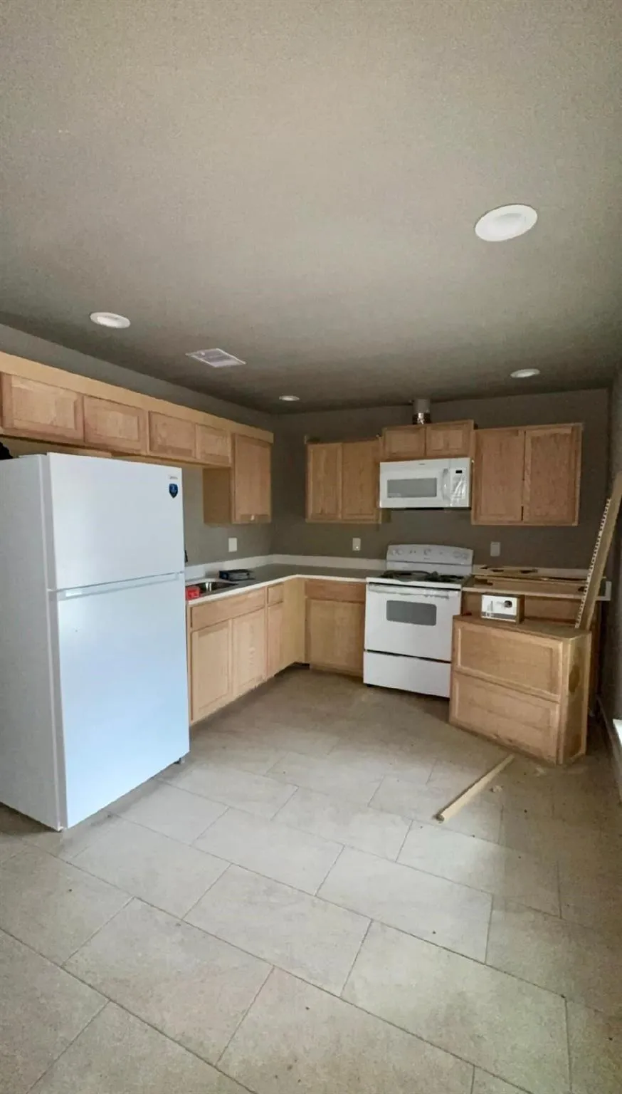 2565 Pecos Street Beaumont, TX 77702