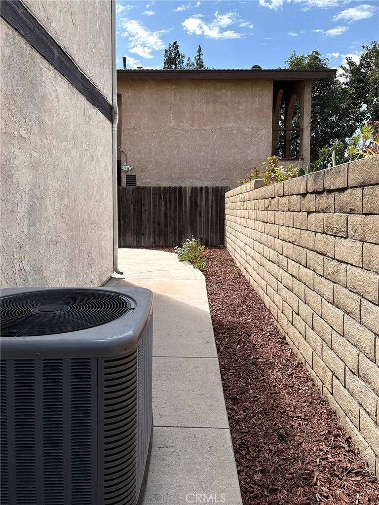 2684 San Pablo Duarte, CA 91010