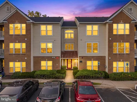 500 LEAHY COURT #1L