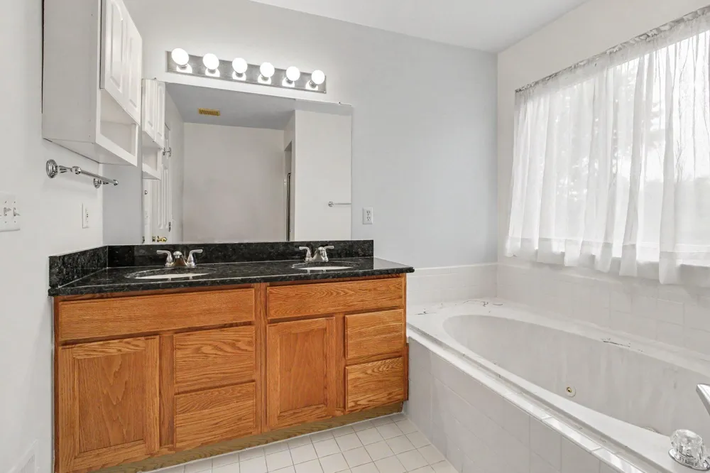 3152 Honeysuckle Drive Ann Arbor, MI 48103