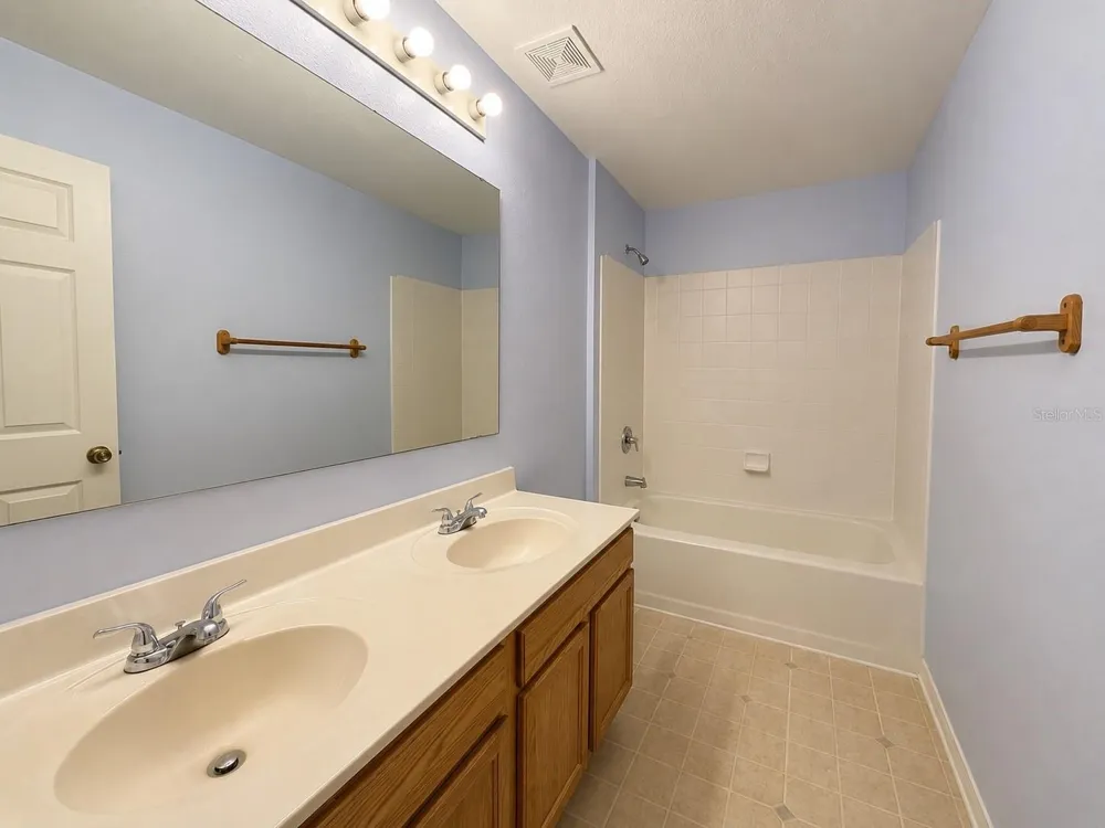 905 GLOUCESTER COURT Kissimmee, FL 34758