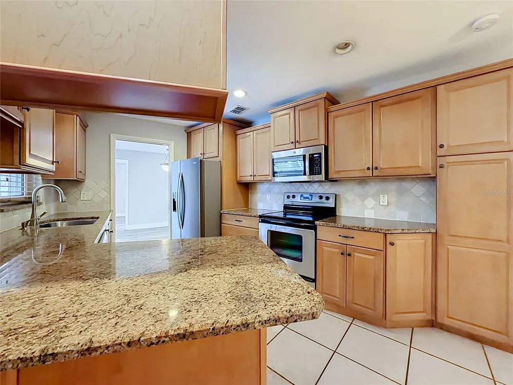 1855 DEL ROBLES TERRACE Clearwater, FL 33764