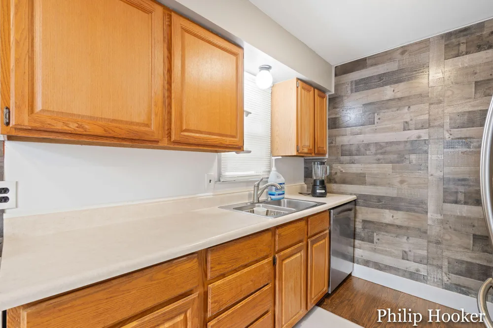 1383 Katrina Drive SE Kentwood City, MI 49508