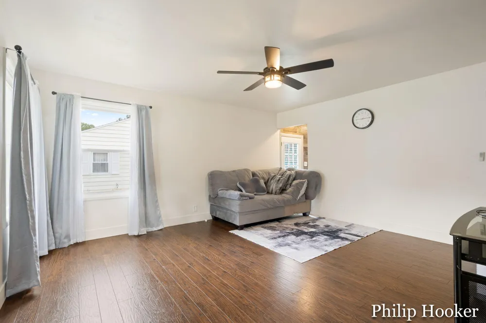 1383 Katrina Drive SE Kentwood City, MI 49508