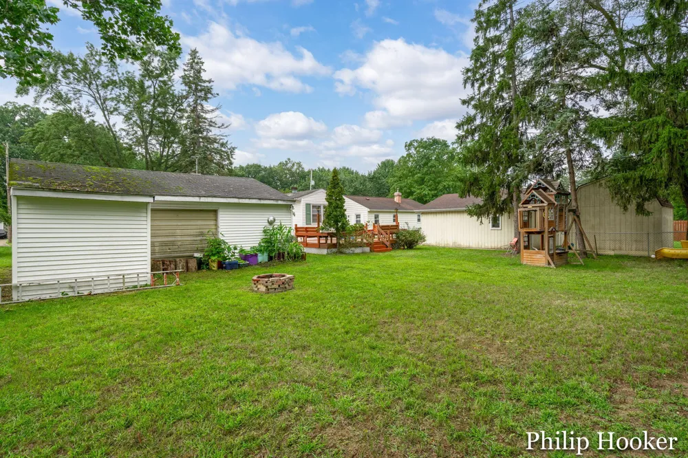 1383 Katrina Drive SE Kentwood City, MI 49508