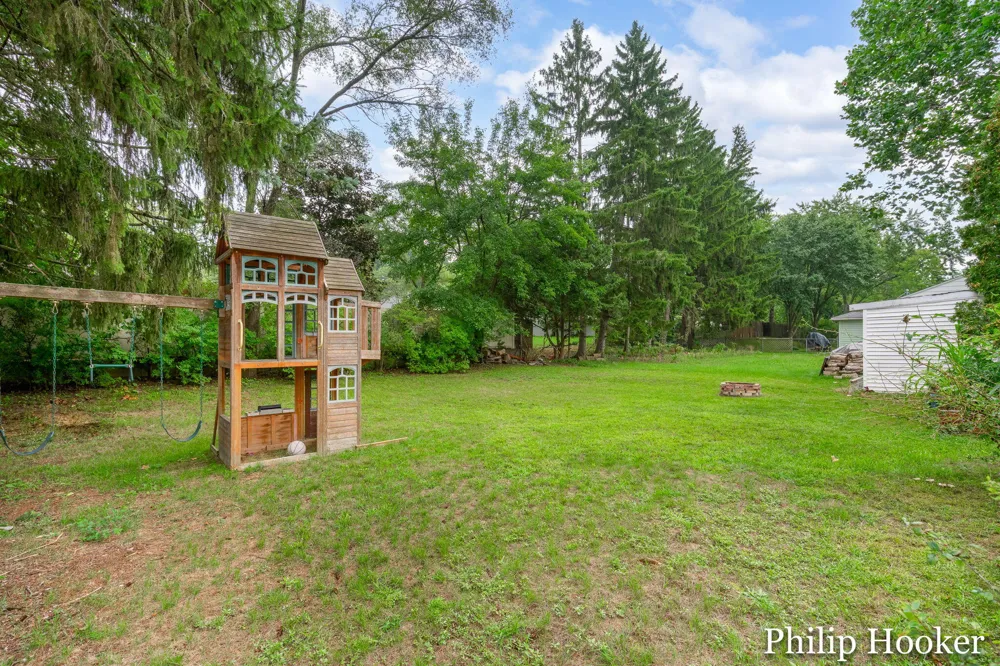 1383 Katrina Drive SE Kentwood City, MI 49508