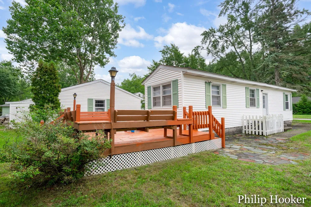 1383 Katrina Drive SE Kentwood City, MI 49508