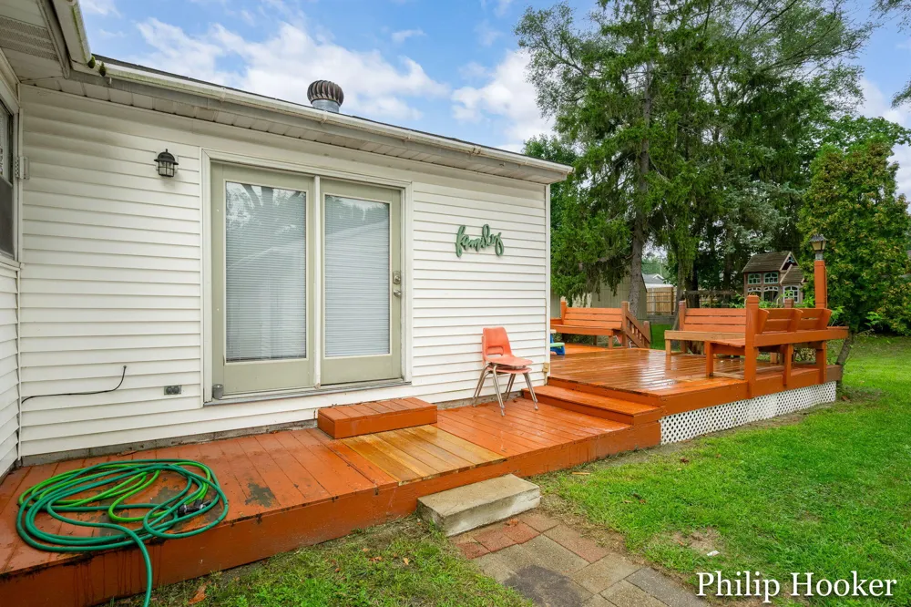 1383 Katrina Drive SE Kentwood City, MI 49508