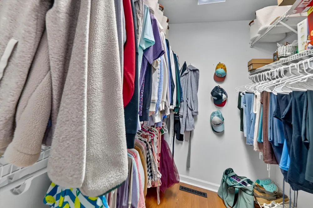 4239 Suffield Woods Avenue Portage City, MI 49002